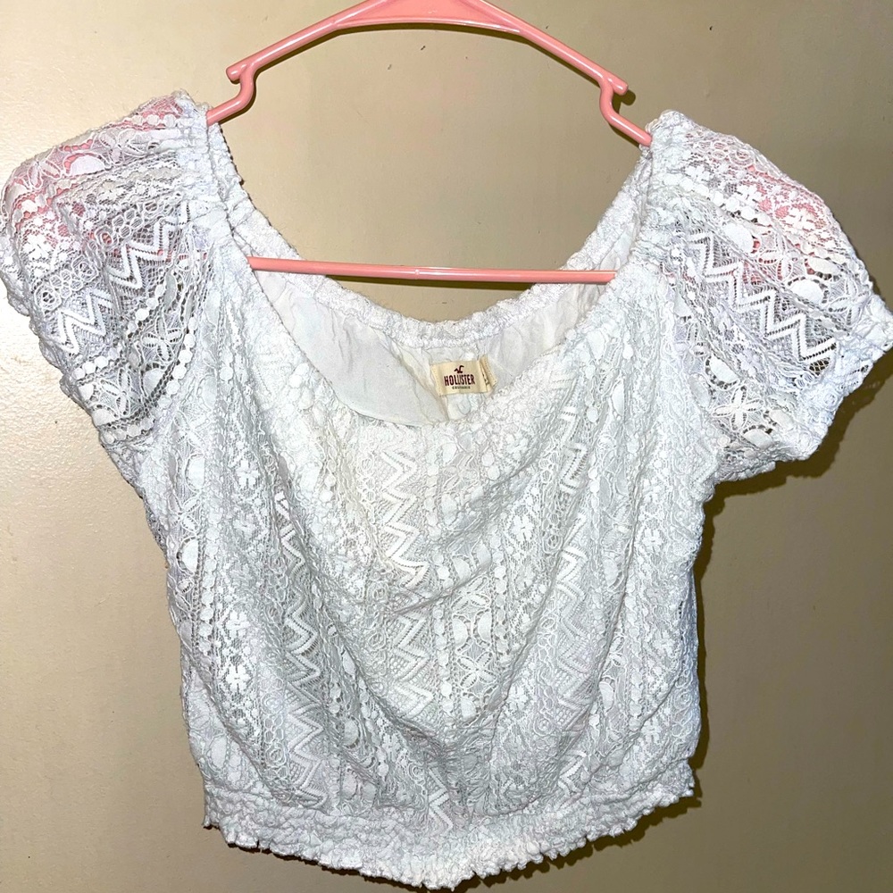 White Hollister shirt